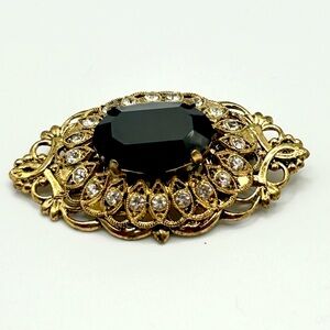 Vintage Gold Tone  Brooch Black Oval Stone Rhinestone